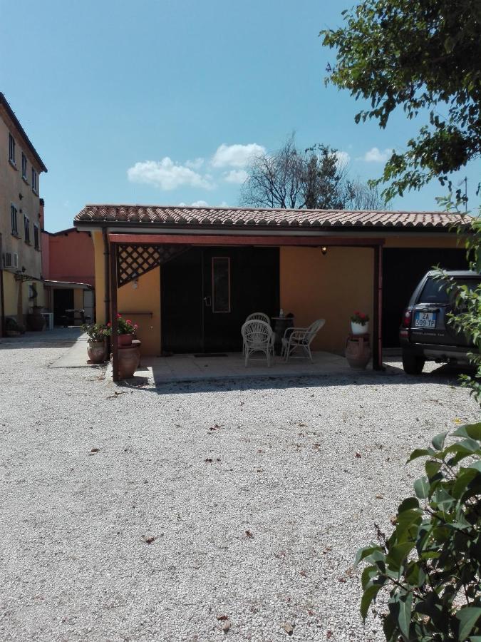 Casa Vacanze Angelica Ostra Vetere 외부 사진