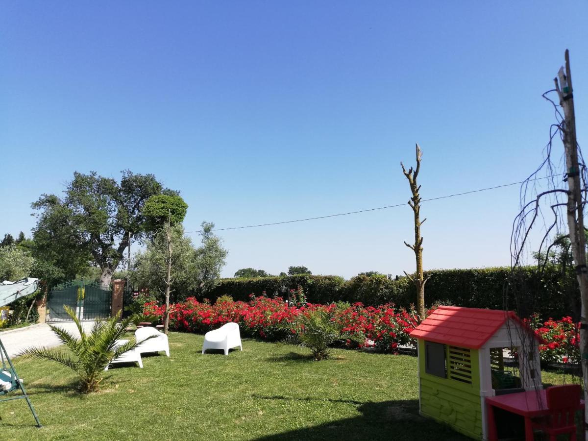 Casa Vacanze Angelica Ostra Vetere 외부 사진